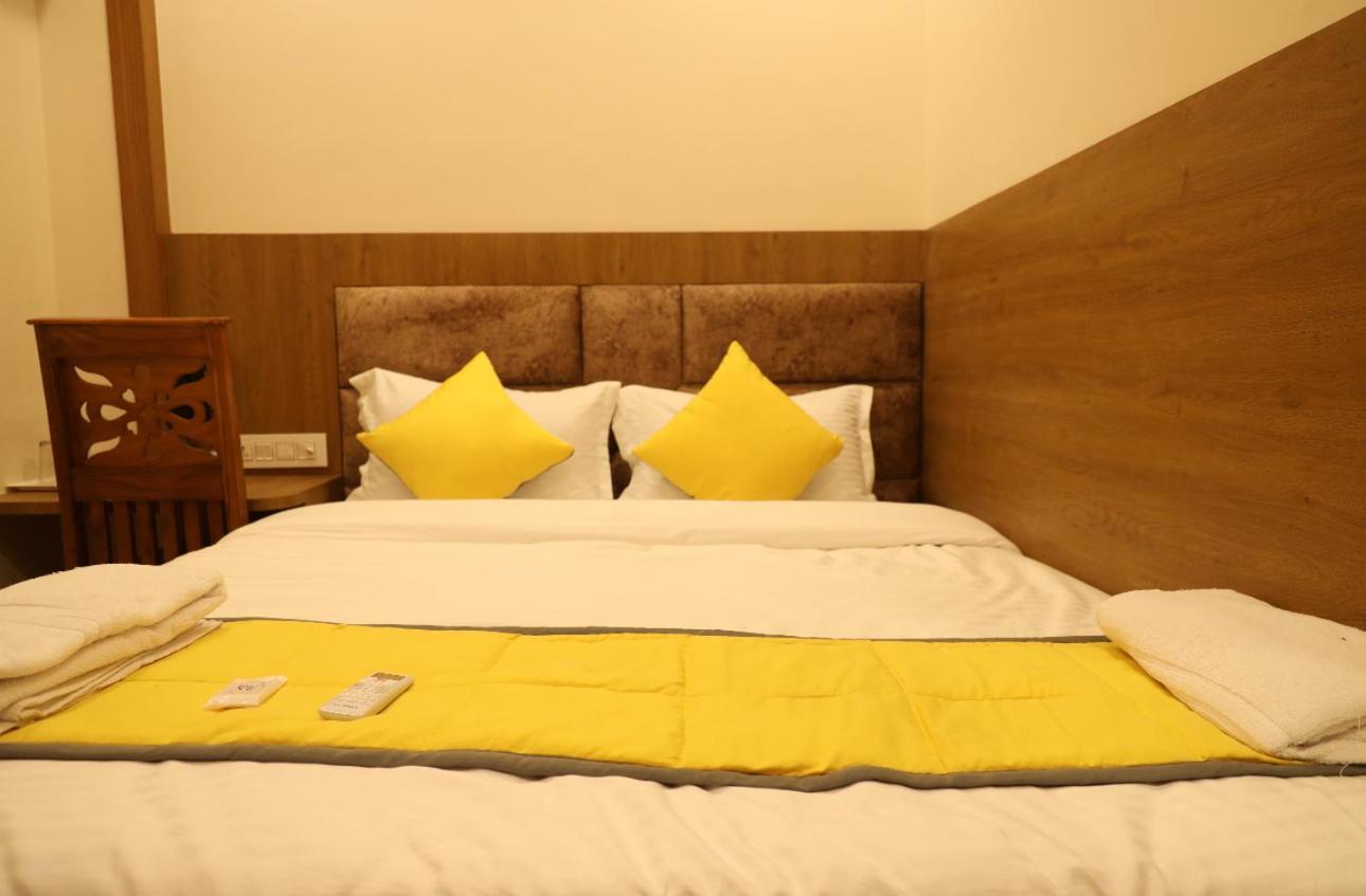 Hotel President Park โคอิมบาทอร์ ภายนอก รูปภาพ