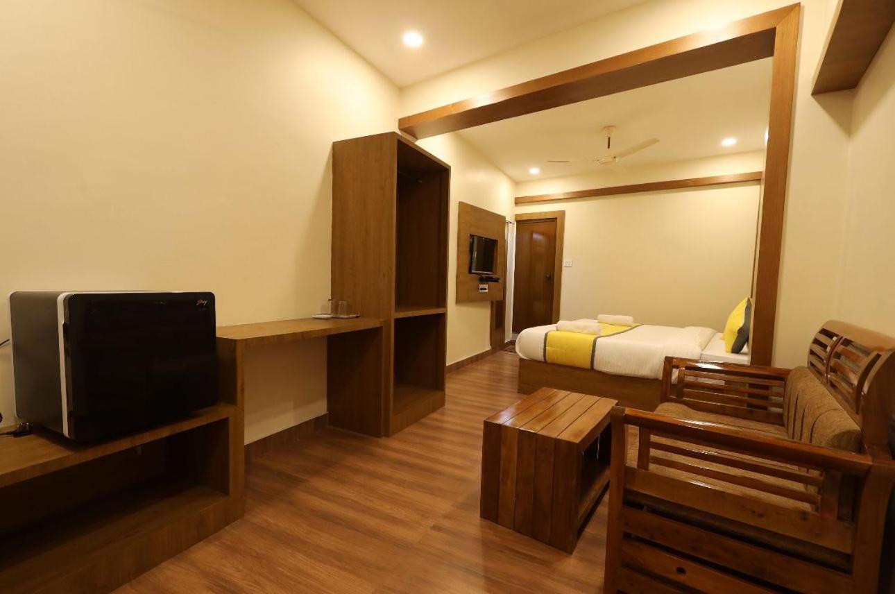 Hotel President Park โคอิมบาทอร์ ภายนอก รูปภาพ